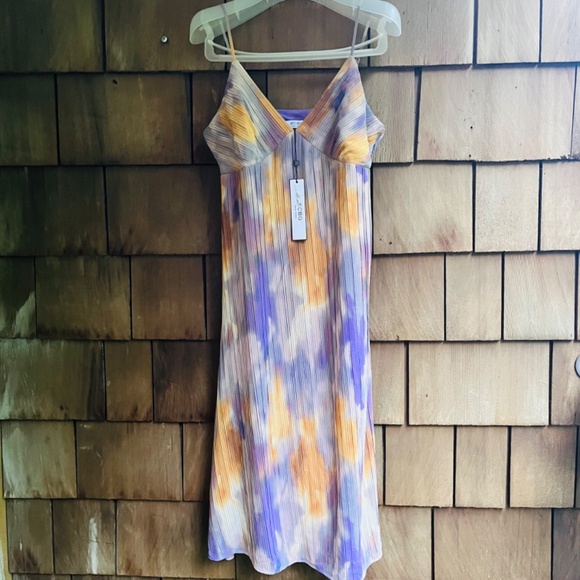 BCBG NEW YORK Women's Sleeveless Pleated Midi Dress Lilac Yellow Sundress Size M - Picture 2 of 15